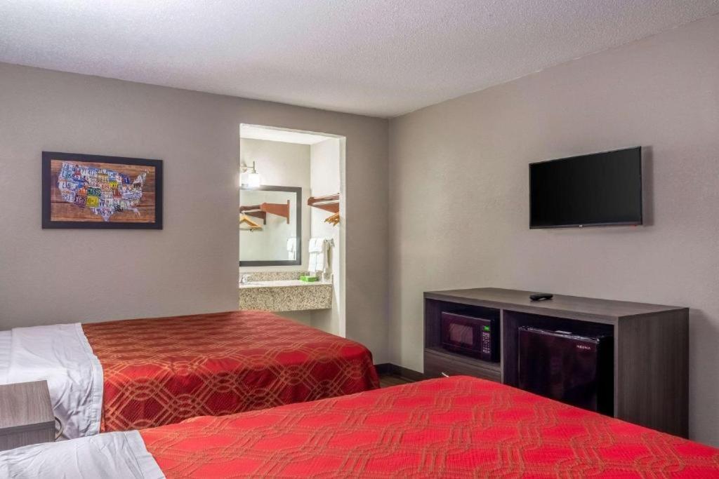 Double Room Two Double Beds Non-Smoking
