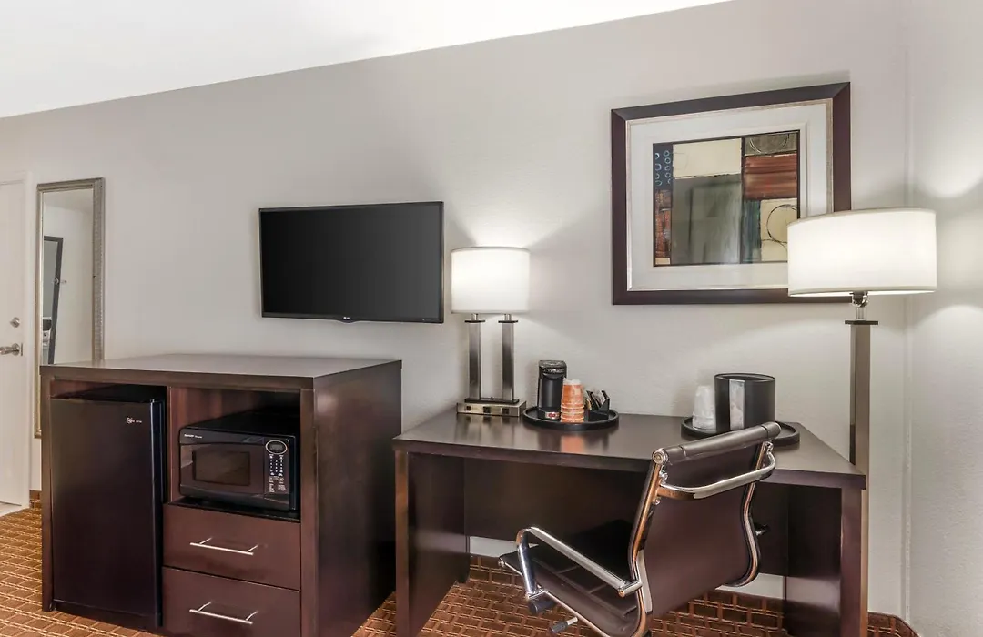 Quality Inn & Suites Chattanooga-East Ridge-1