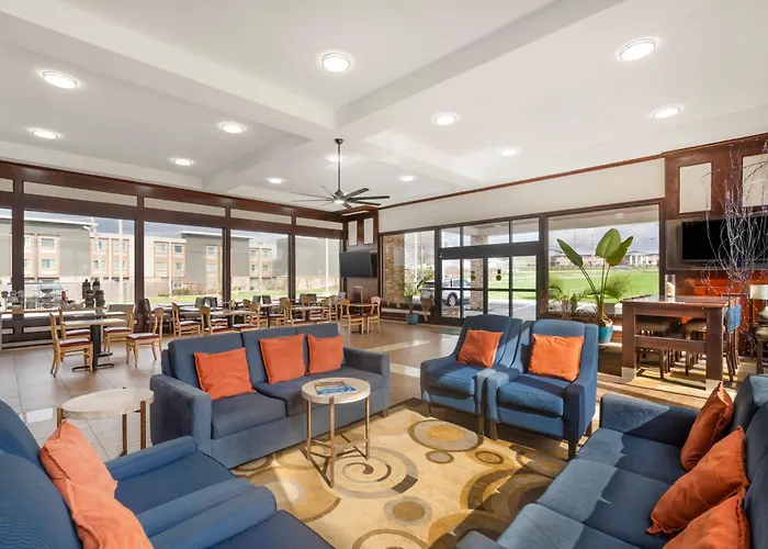 Quality Inn & Suites Chattanooga-East Ridge